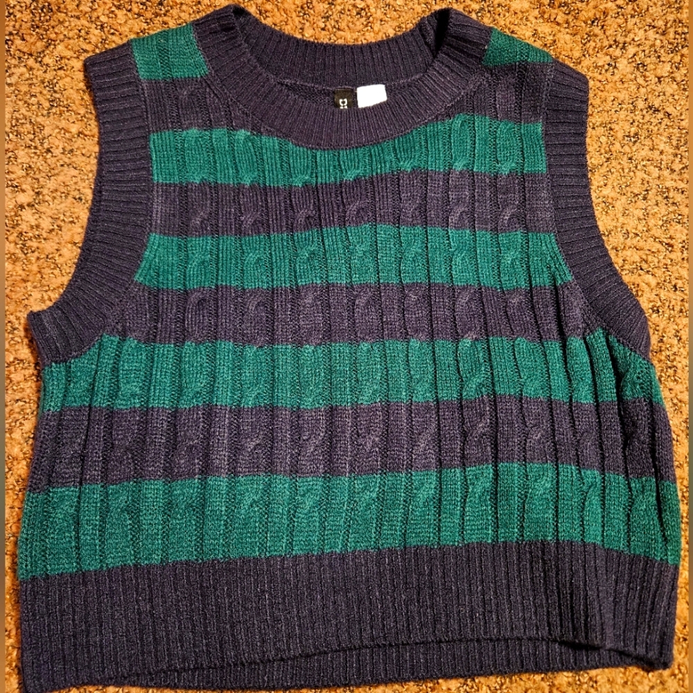 H&M Divded - NWOT Striped Sleeveless Crop Top